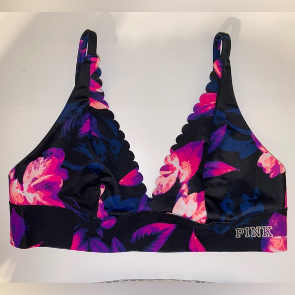 Victoria Secret Pink bras - Picture 3 of 4